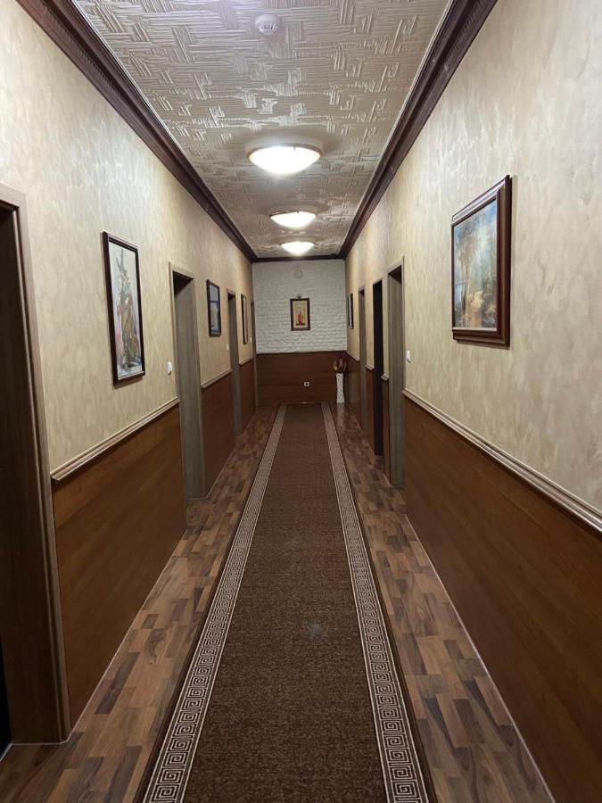 Hotel New Milenium Lukavac Eksteriør bilde